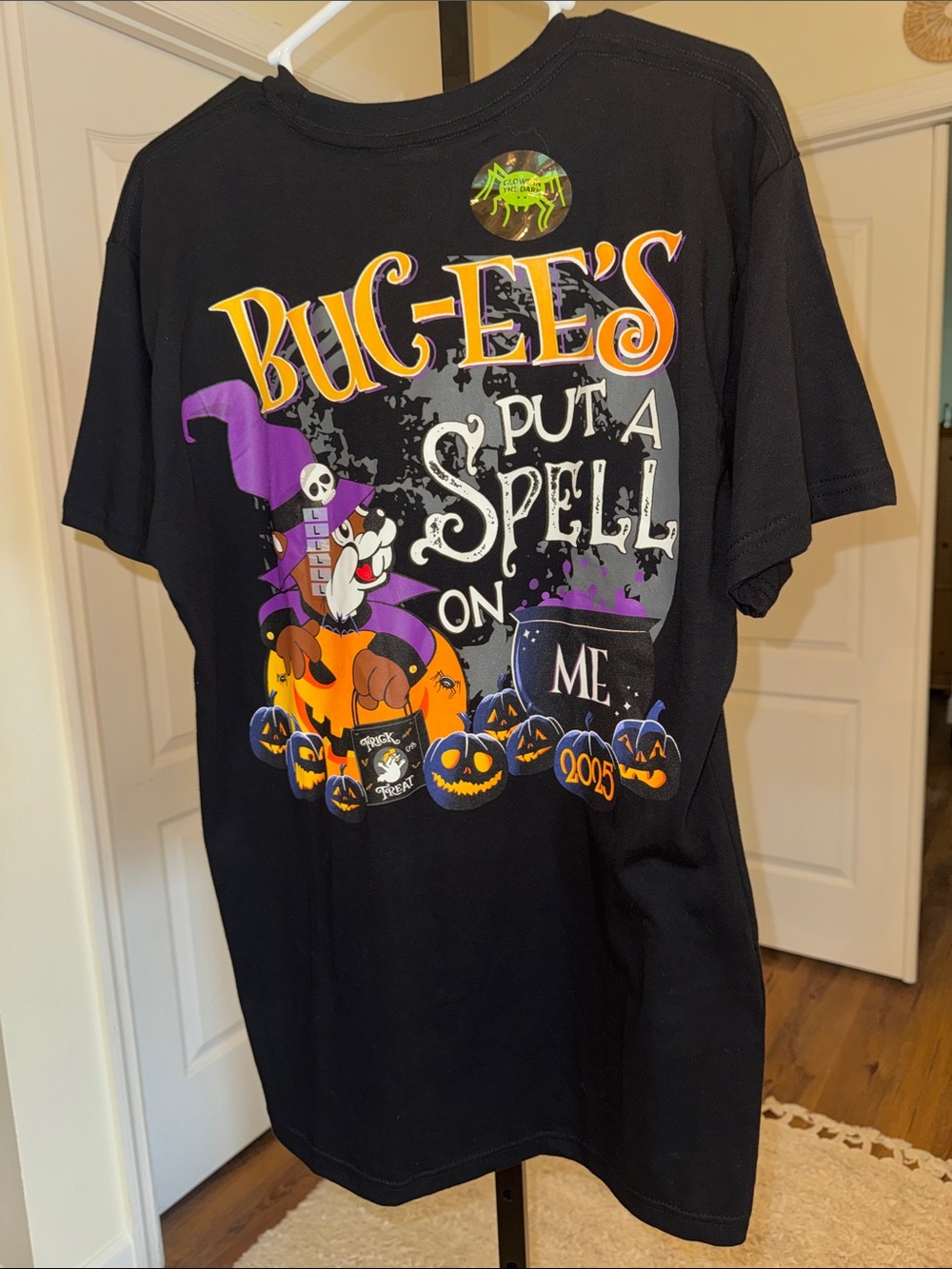 BUC-EES Halloween Glow in the Dark Tee NWT
